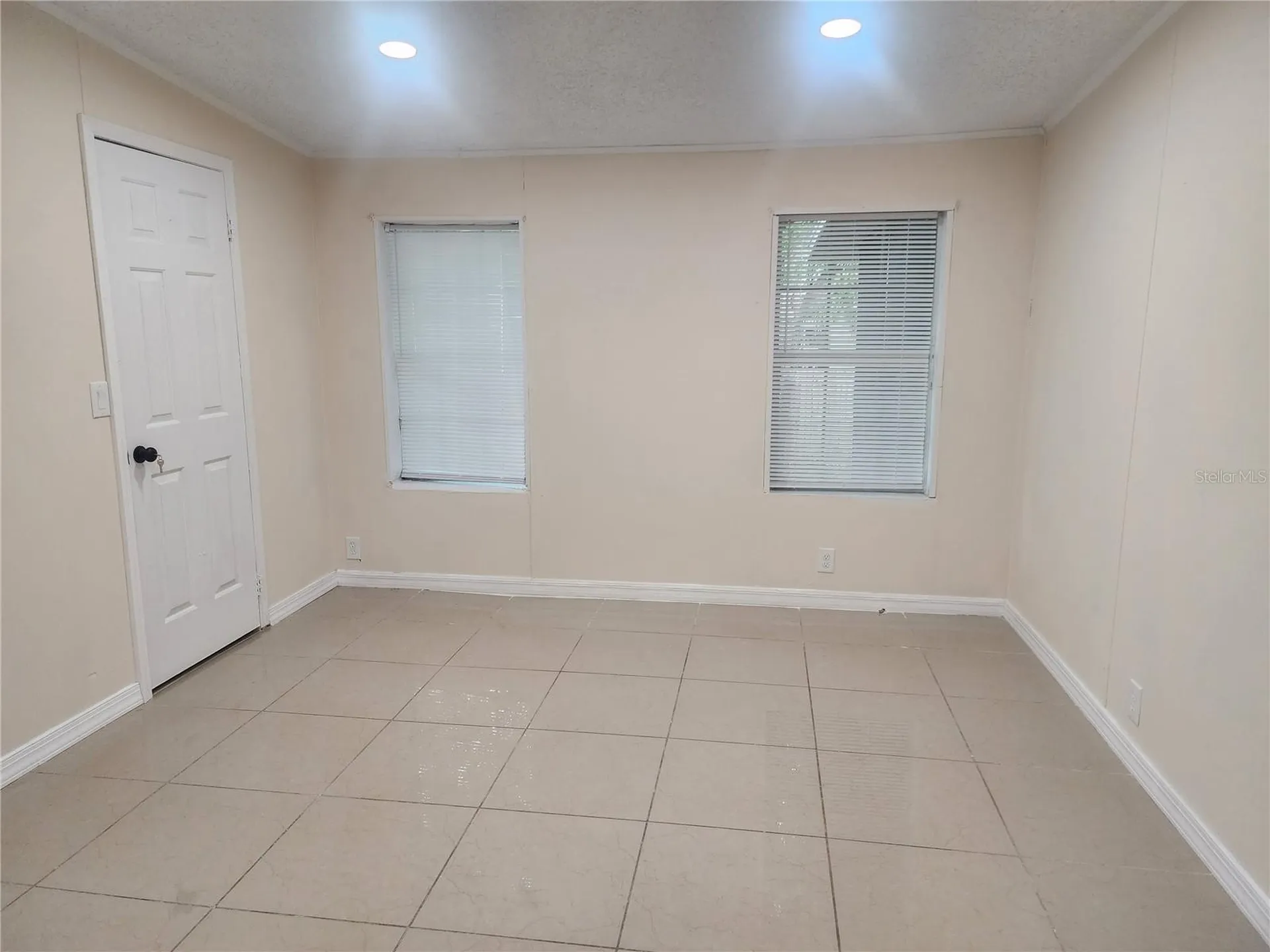 1209 Blue Sky Place Dover FL 33527