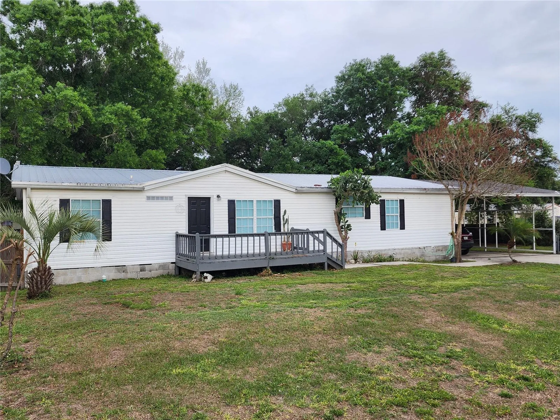 1209 Blue Sky Place Dover FL 33527