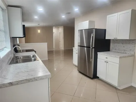 1209 Blue Sky Place Dover FL 33527