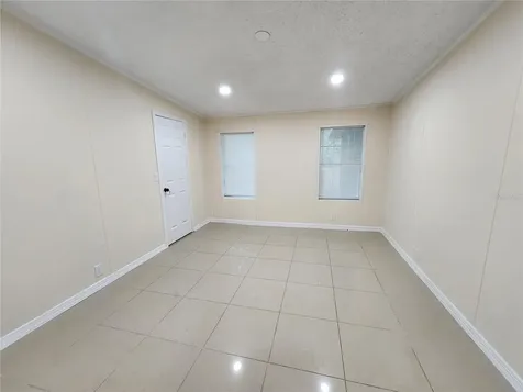 1209 Blue Sky Place Dover FL 33527