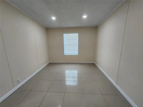 1209 Blue Sky Place Dover FL 33527