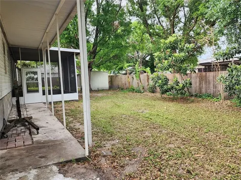 1209 Blue Sky Place Dover FL 33527