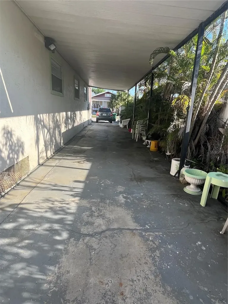 2405 Corrine Street Tampa FL 33605