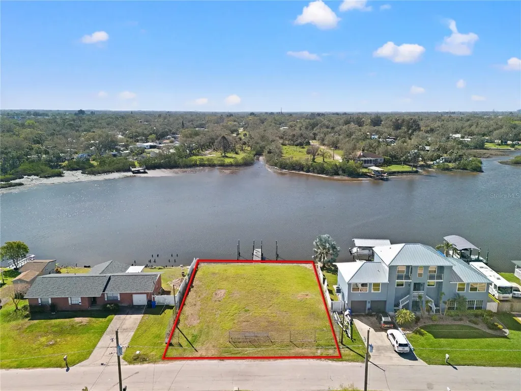 8603 Magnolia Street Gibsonton FL 33534