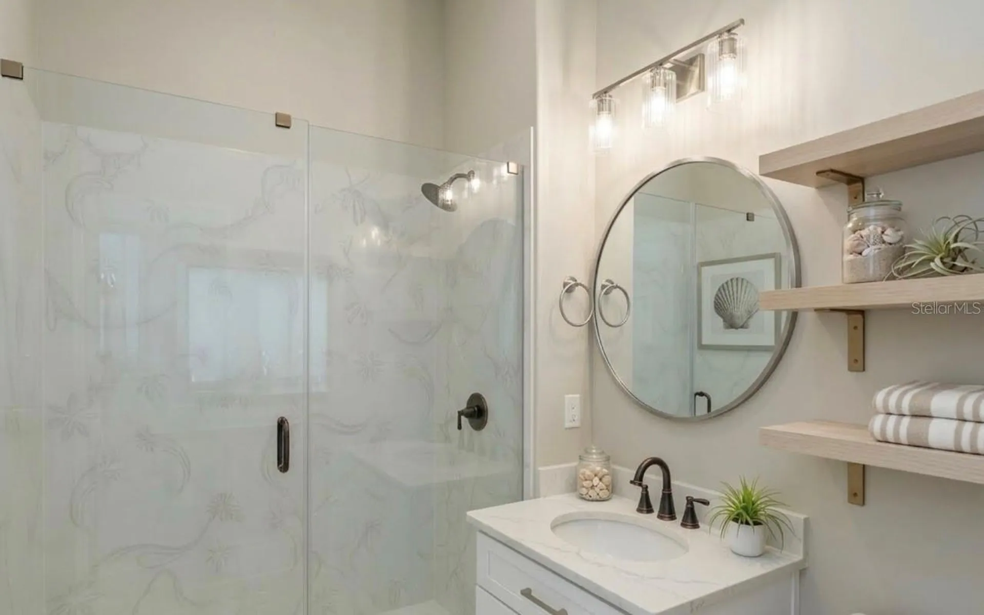 8603 Magnolia Street Gibsonton FL 33534