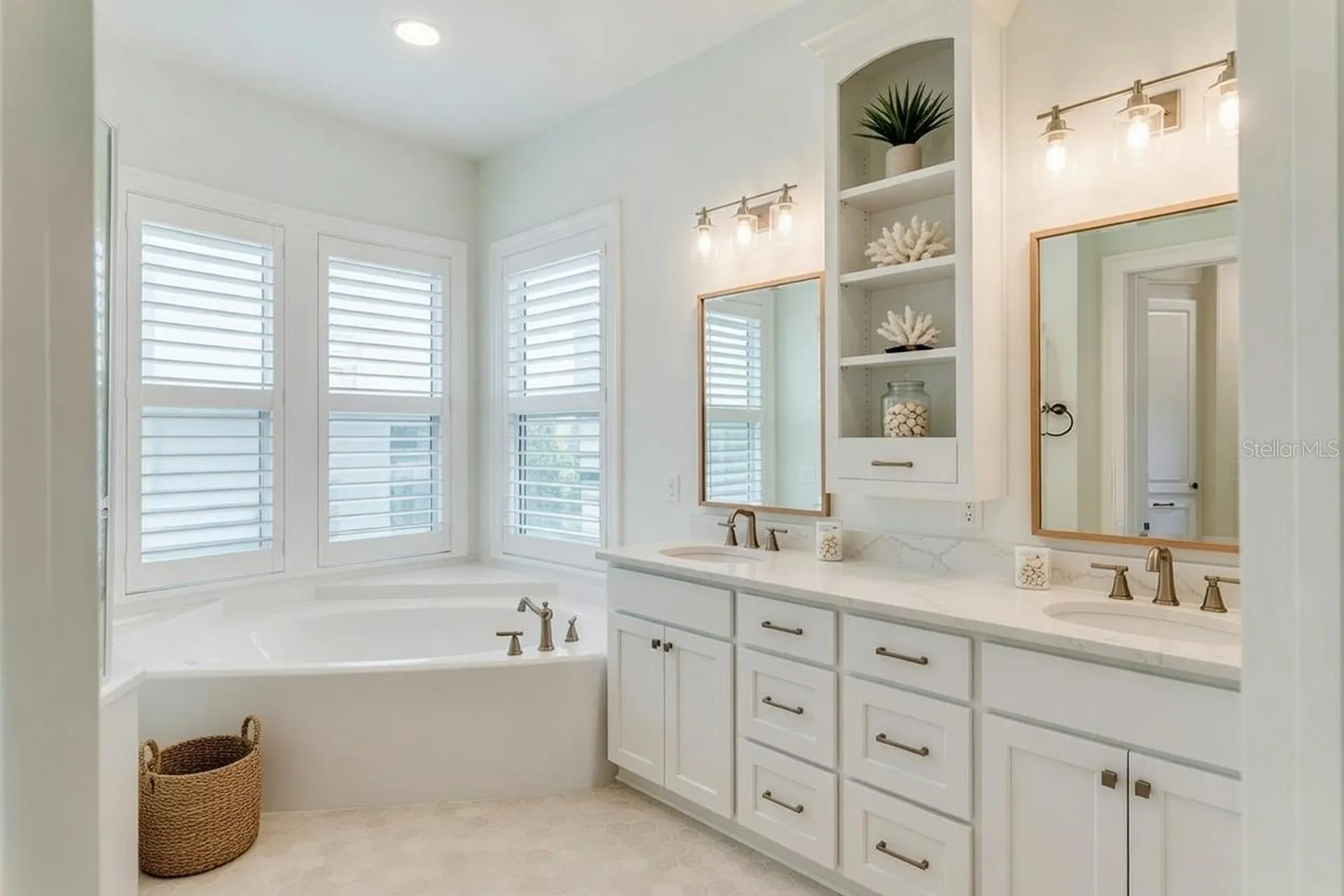 8603 Magnolia Street Gibsonton FL 33534