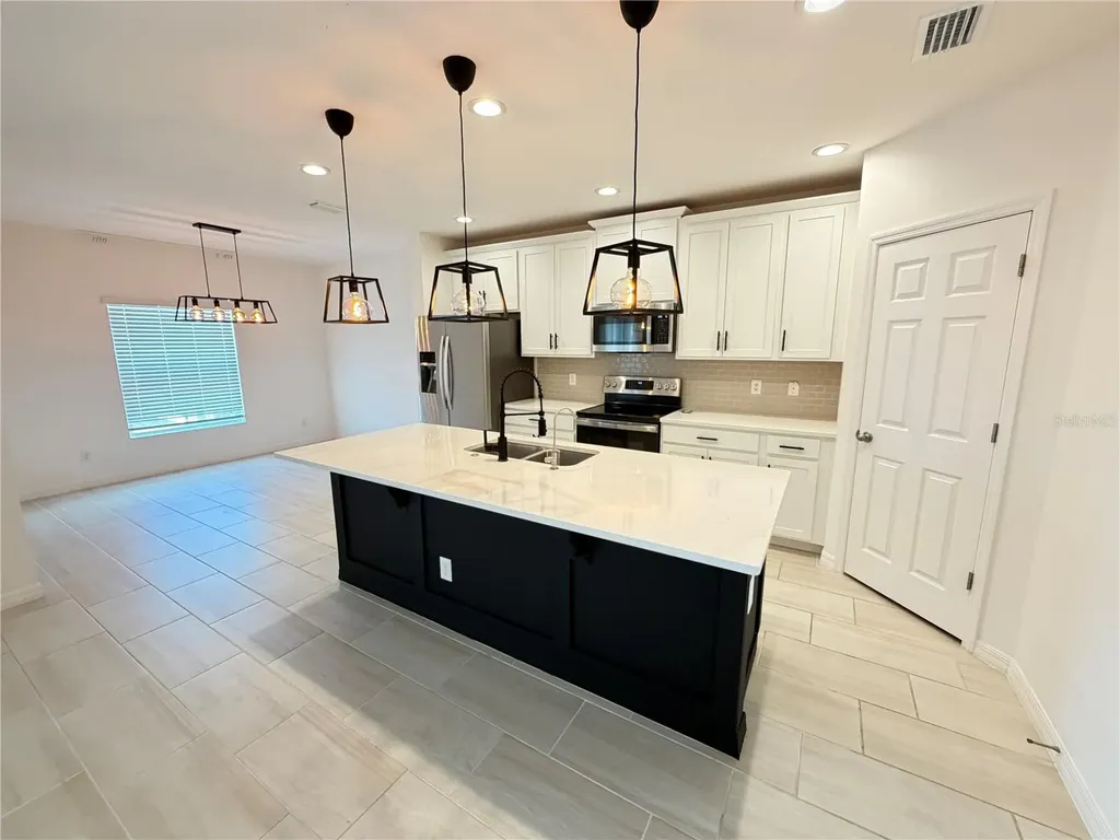 4209 Deleon Street Haines City FL 33844