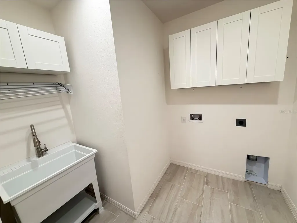 4209 Deleon Street Haines City FL 33844