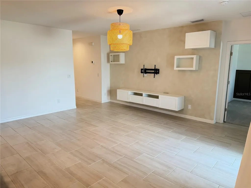 4209 Deleon Street Haines City FL 33844