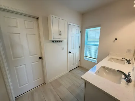 4209 Deleon Street Haines City FL 33844