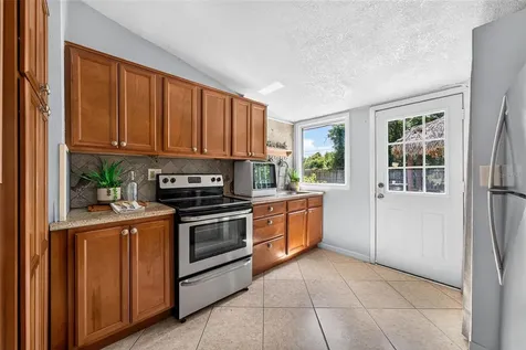 2317 S Summerlin Avenue Sanford FL 32771