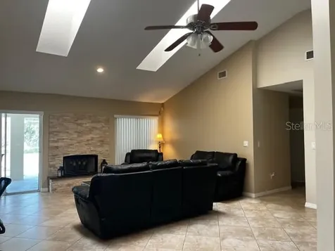 9 Central Place Palm Coast FL 32137