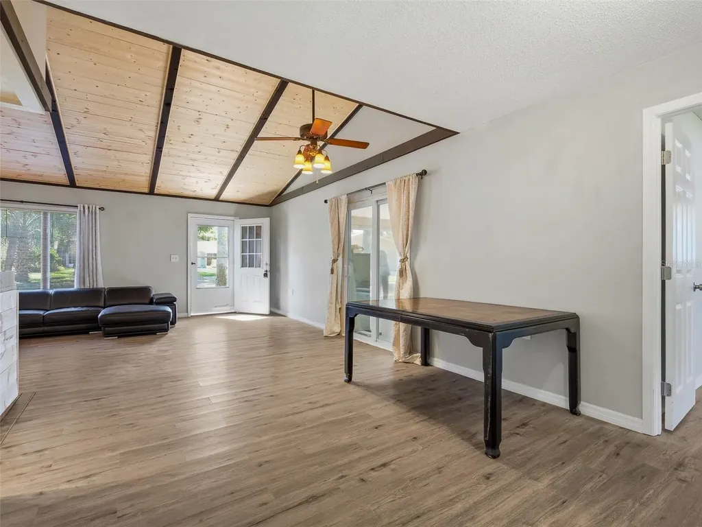 28 Country Club Drive New Smyrna Beach FL 32168