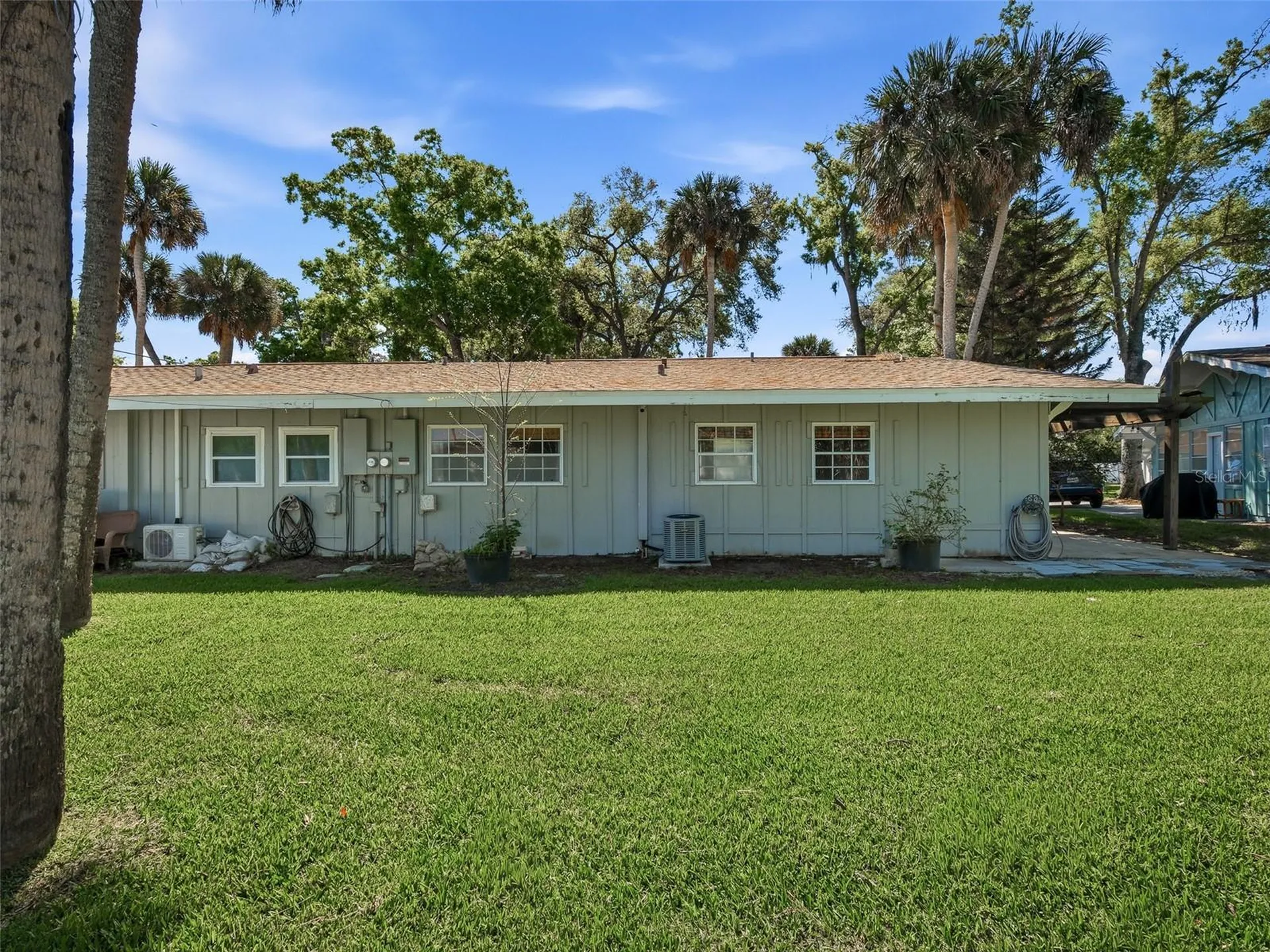 28 Country Club Drive New Smyrna Beach FL 32168