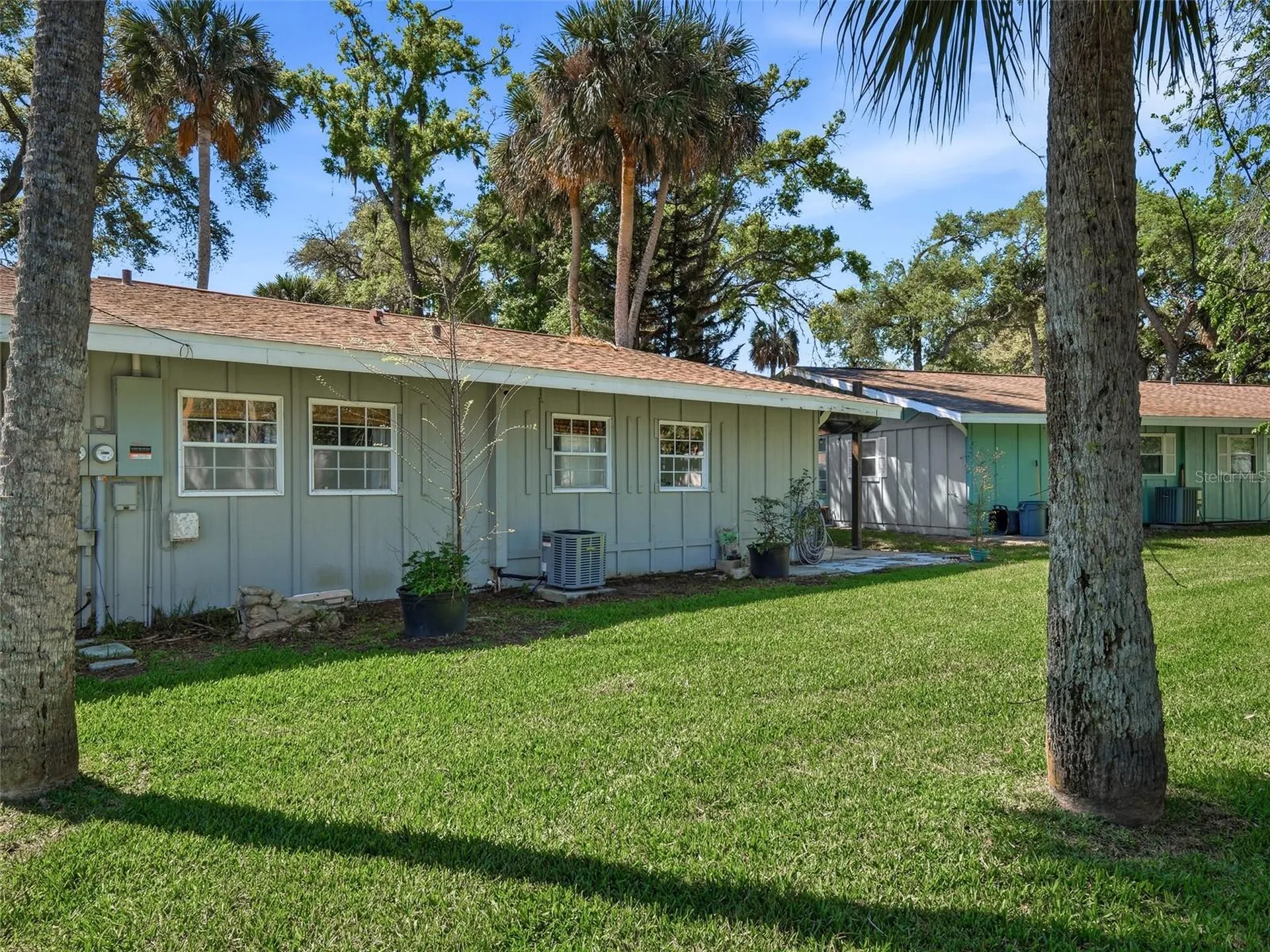 28 Country Club Drive New Smyrna Beach FL 32168