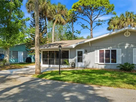 28 Country Club Drive New Smyrna Beach FL 32168