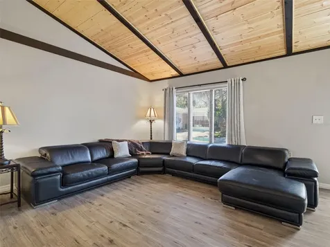 28 Country Club Drive New Smyrna Beach FL 32168