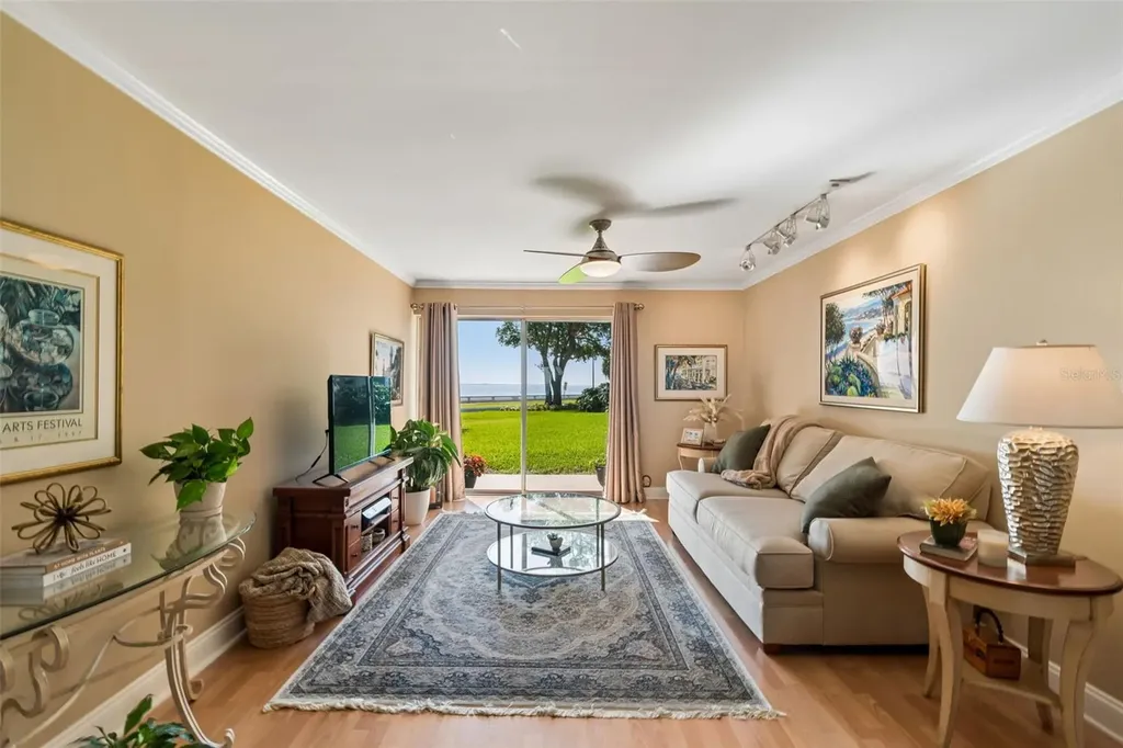 3325 Bayshore Boulevard Tampa FL 33629