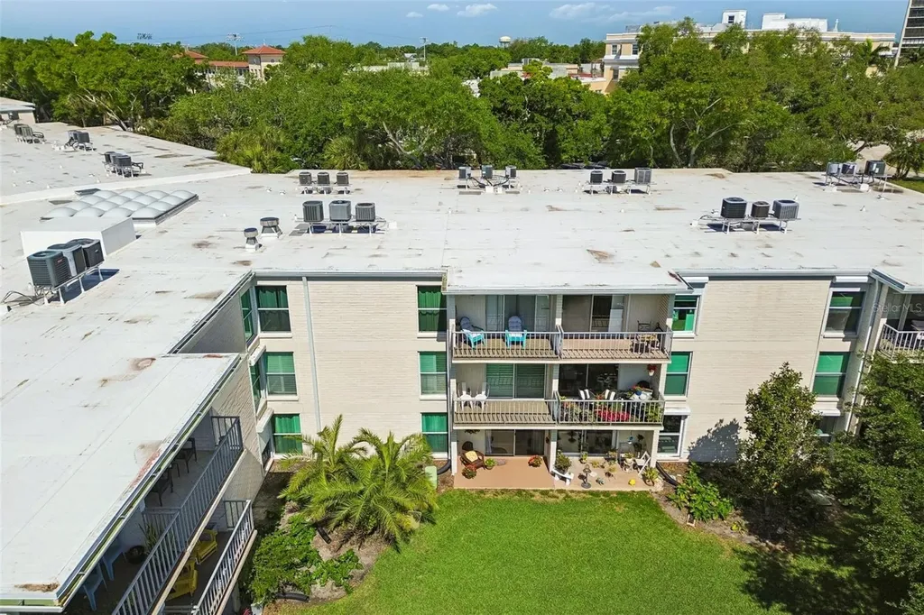 3325 Bayshore Boulevard Tampa FL 33629