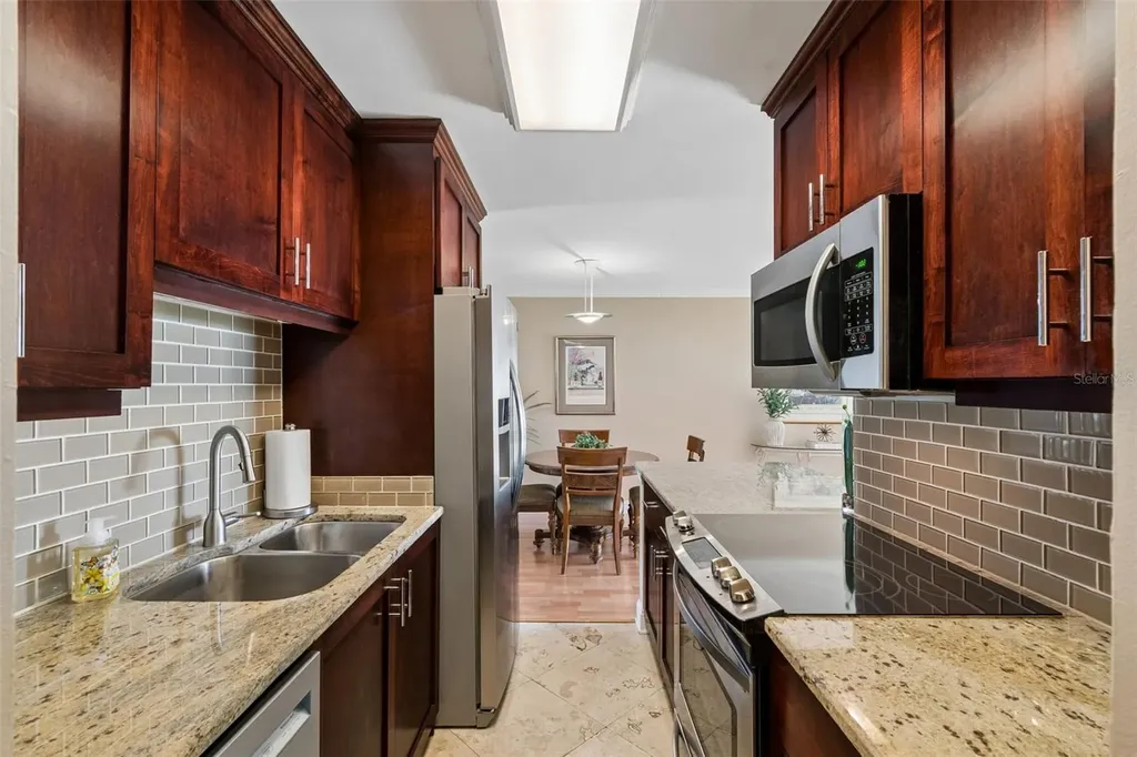 3325 Bayshore Boulevard Tampa FL 33629