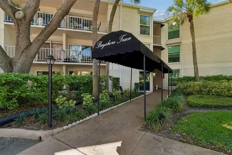 3325 Bayshore Boulevard Tampa FL 33629