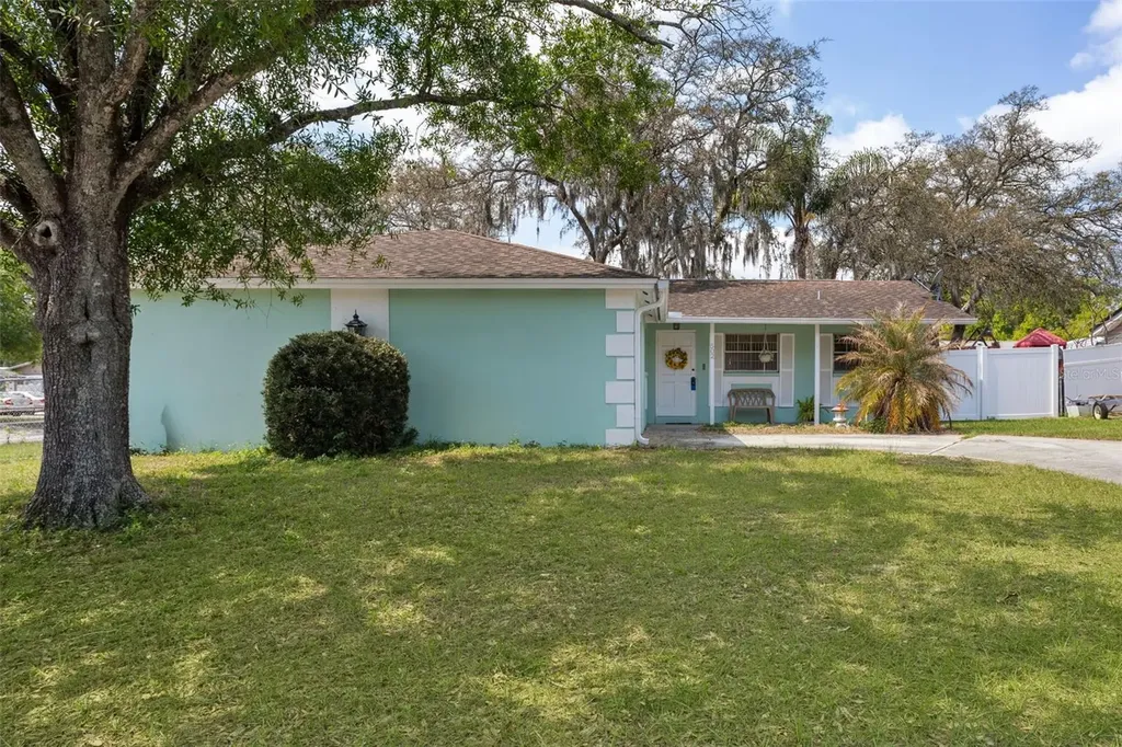 502 Avocado Circle Brandon FL 33510