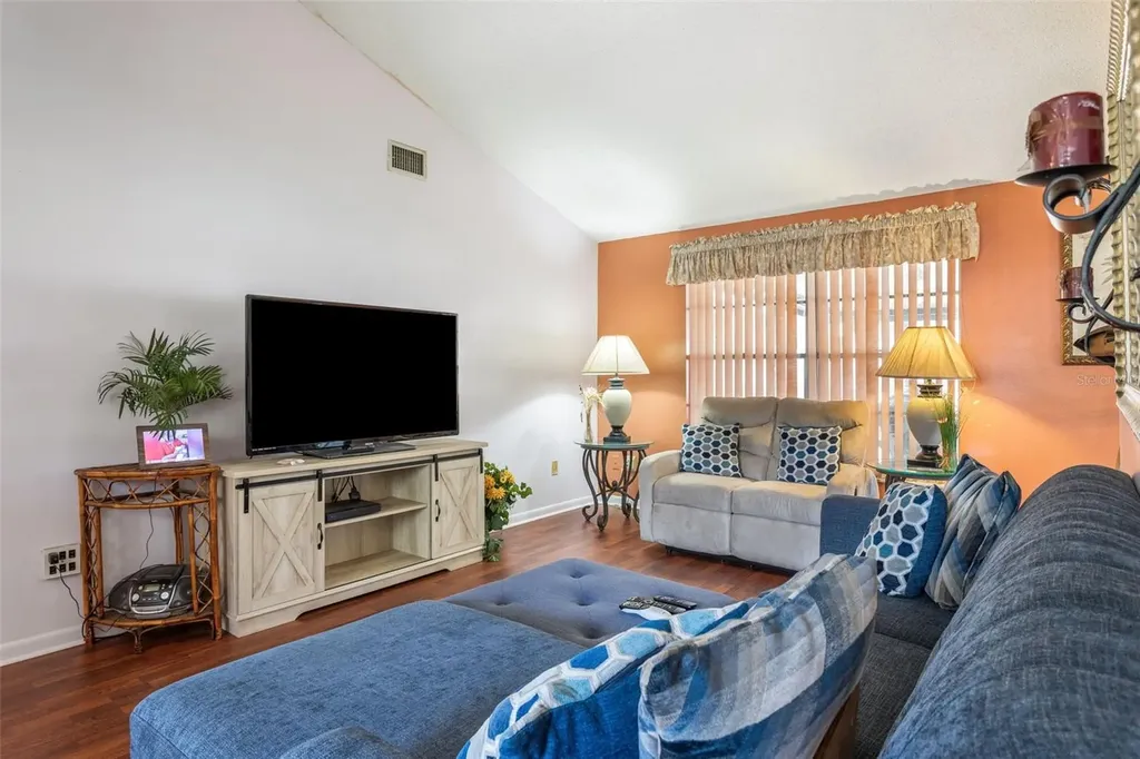 502 Avocado Circle Brandon FL 33510