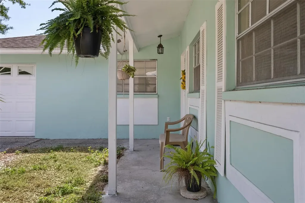 502 Avocado Circle Brandon FL 33510
