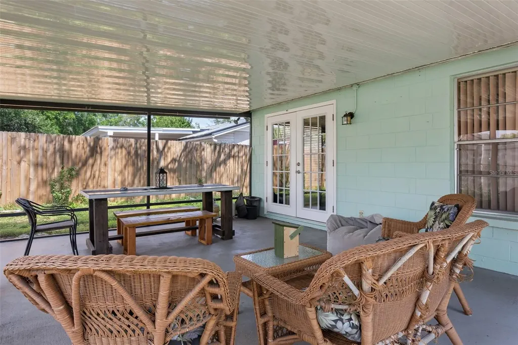 502 Avocado Circle Brandon FL 33510