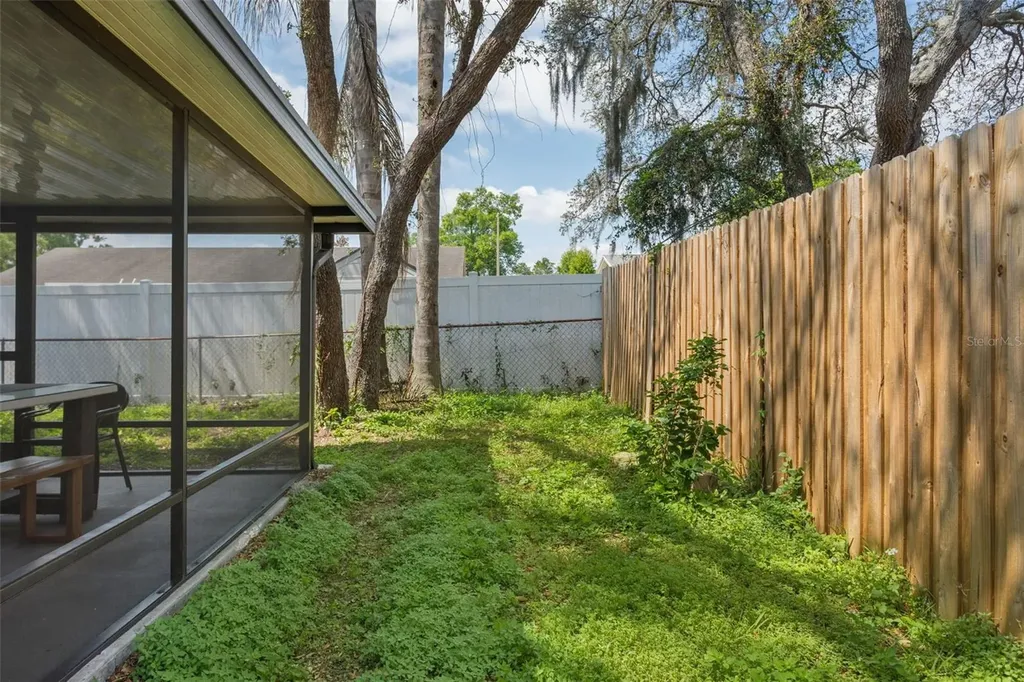 502 Avocado Circle Brandon FL 33510
