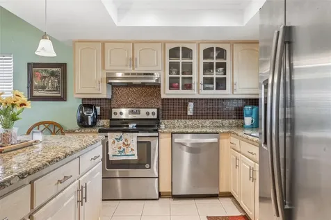 502 Avocado Circle Brandon FL 33510