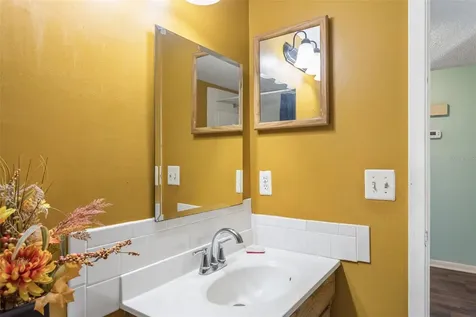 502 Avocado Circle Brandon FL 33510