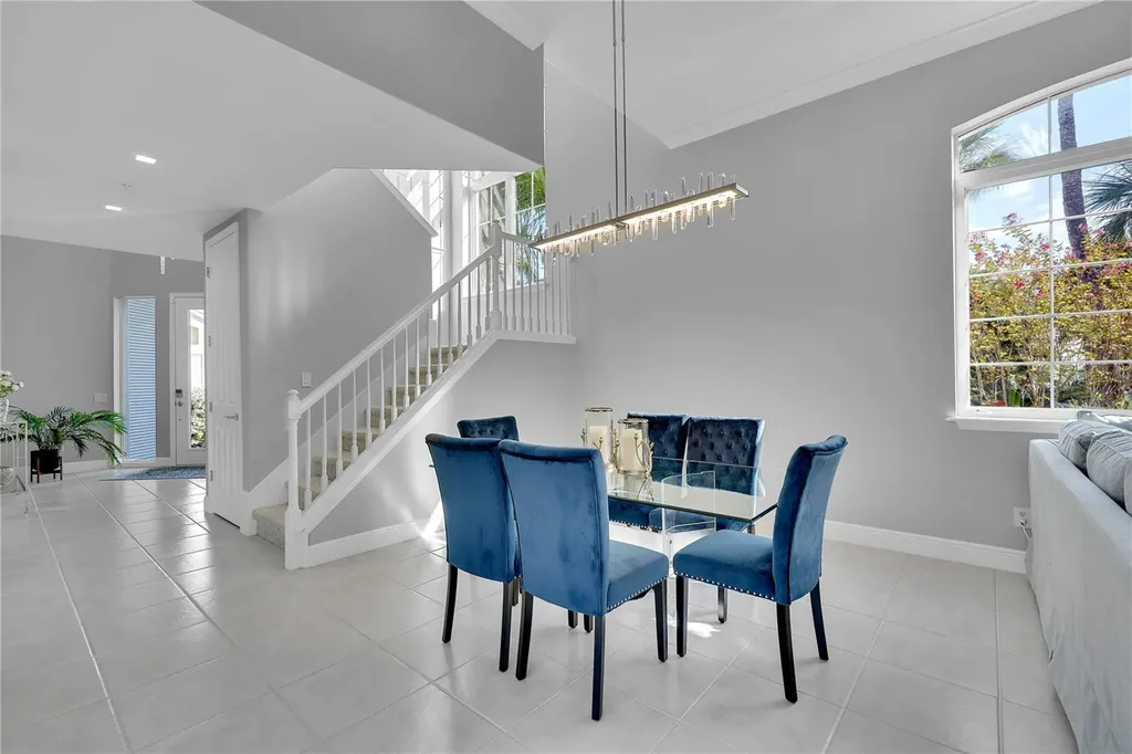 1915 Harbour Links Circle Longboat Key FL 34228
