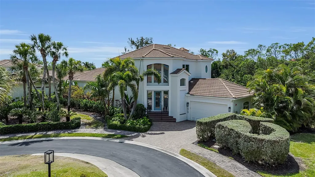 1915 Harbour Links Circle Longboat Key FL 34228