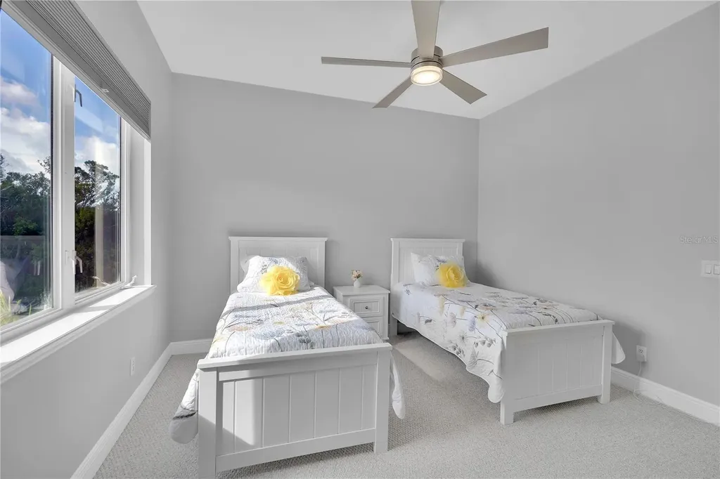 1915 Harbour Links Circle Longboat Key FL 34228