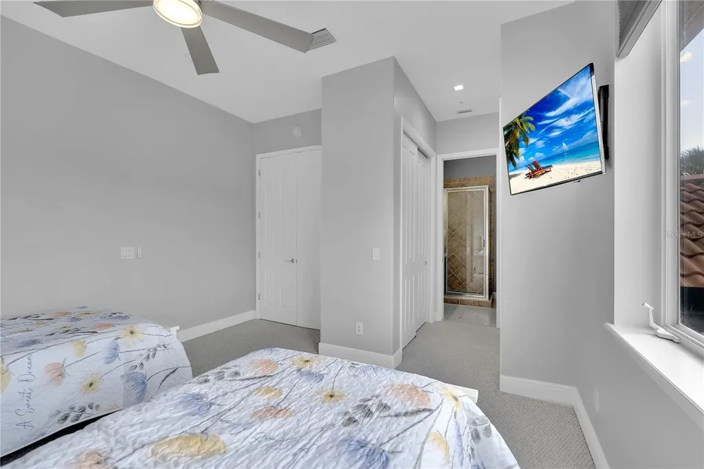 1915 Harbour Links Circle Longboat Key FL 34228