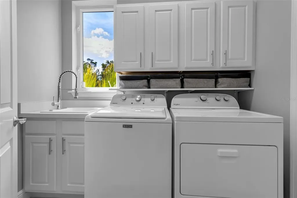 1915 Harbour Links Circle Longboat Key FL 34228