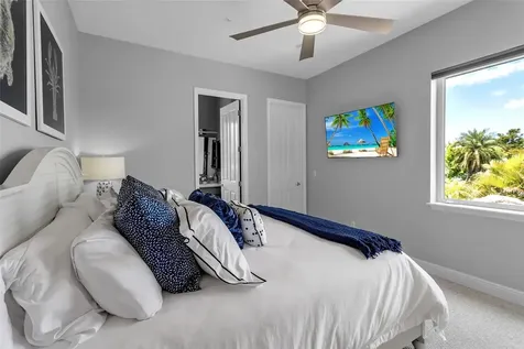 1915 Harbour Links Circle Longboat Key FL 34228