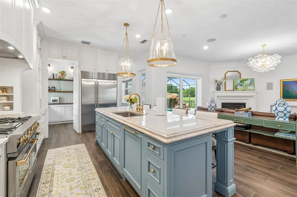 8603 Alafia Hills Lithia FL 33547
