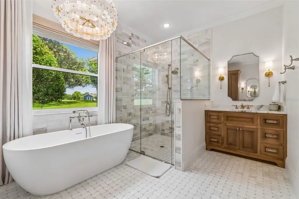 8603 Alafia Hills Lithia FL 33547