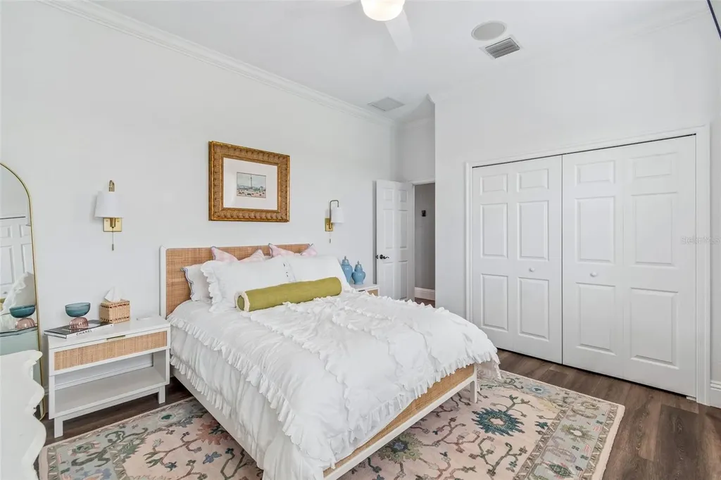 8603 Alafia Hills Lithia FL 33547