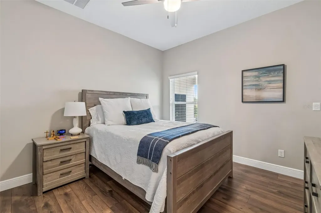 8603 Alafia Hills Lithia FL 33547
