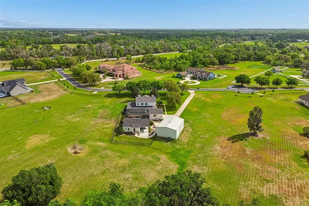 8603 Alafia Hills Lithia FL 33547