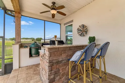 8603 Alafia Hills Lithia FL 33547