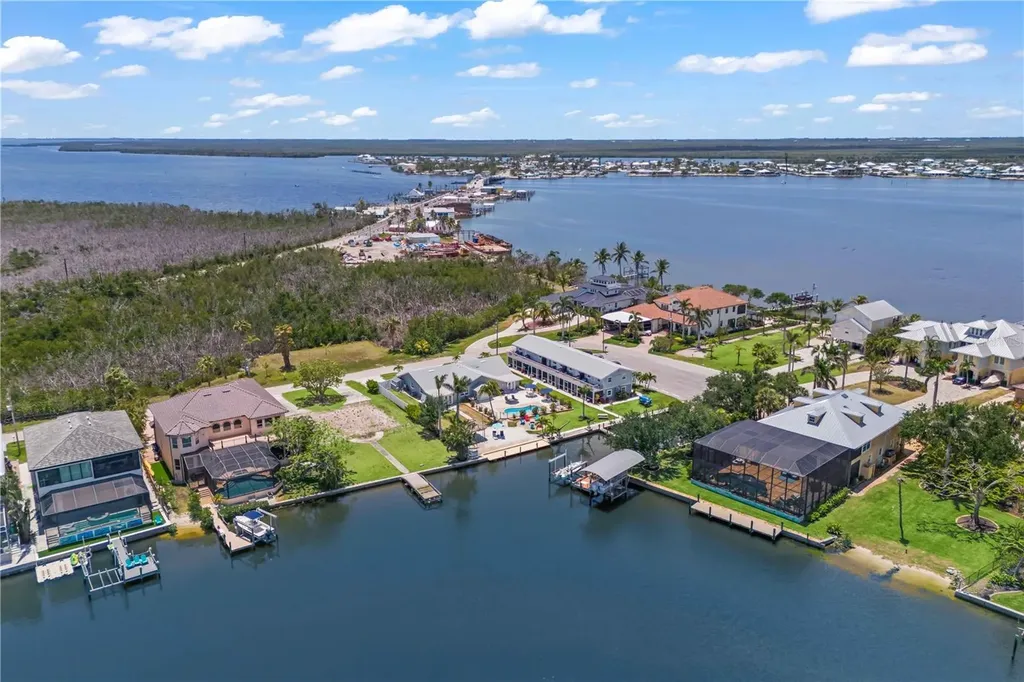 12200 Shoreview Drive Cape Coral FL 33993