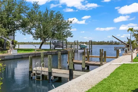 12200 Shoreview Drive Cape Coral FL 33993