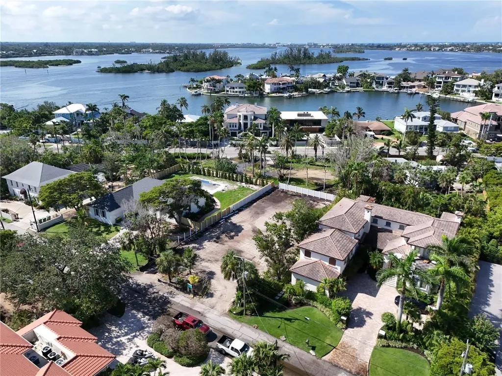 838 Norsota Way Sarasota FL 34242