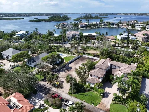 838 Norsota Way Sarasota FL 34242