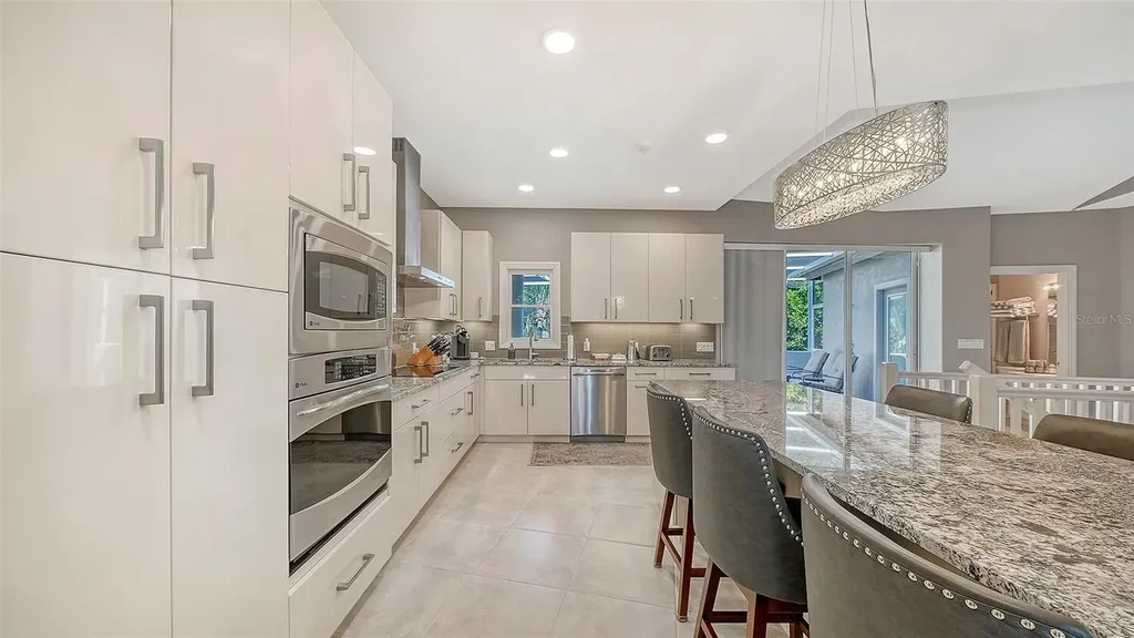 3610 Bayou Circle Longboat Key FL 34228