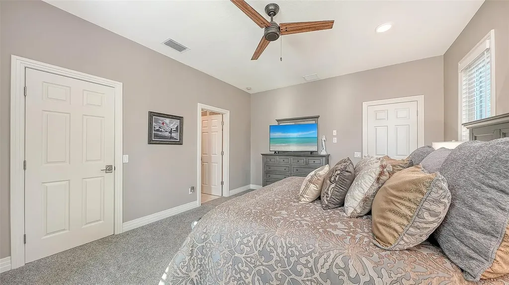 3610 Bayou Circle Longboat Key FL 34228